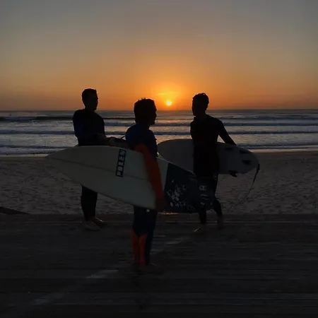 Getwet Surfcamp Frühstückspension Costa da Caparica
