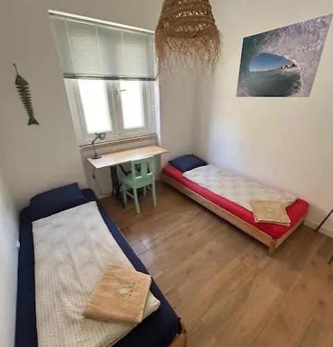 Getwet Surfcamp Bed and Breakfast 3*