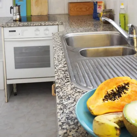 לינה וארוחת בוקר Getwet Surfcamp