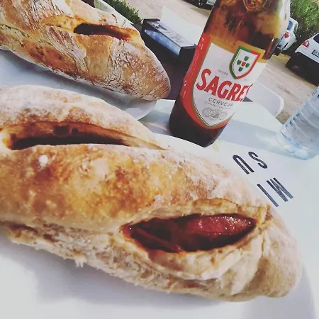 Getwet Surfcamp فندق مبيت وإفطار 3*