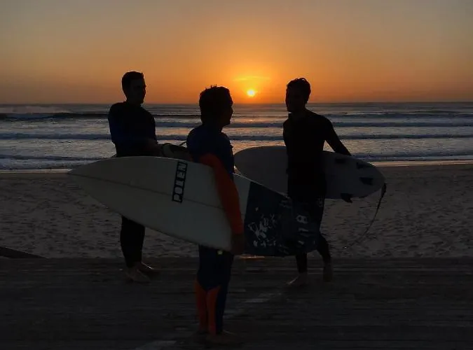 Getwet Surfcamp فندق مبيت وإفطار ألمادا