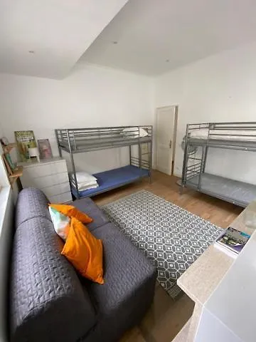 Getwet Surfcamp 3* ألمادا